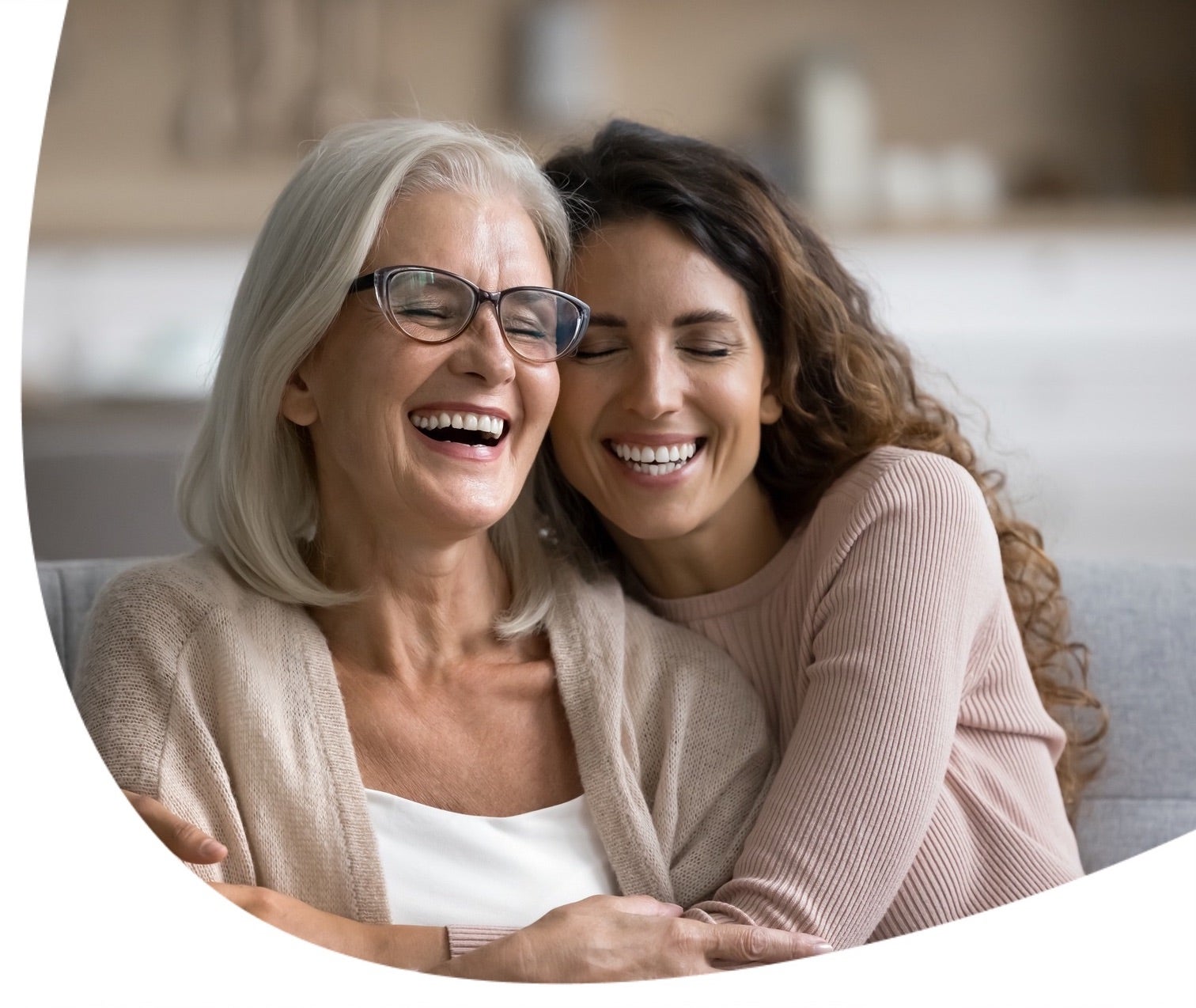 Fogínygyulladás: okok és következmények. Így előzd meg az ínybetegséget!